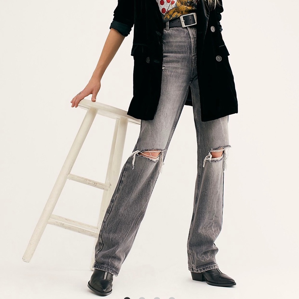 Free People BRAND NEW condition Wild flower jeans, SOLD out online!
